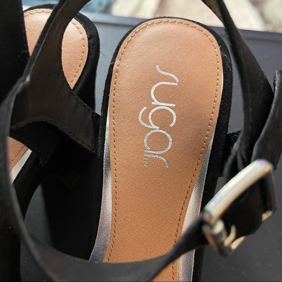 BNWOT Sugar Platform Open Toed Heels - Picture 5 of 6